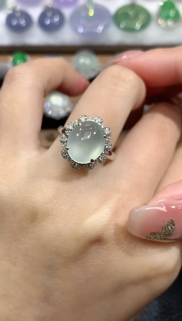 18K金镶嵌戒指翡翠C74