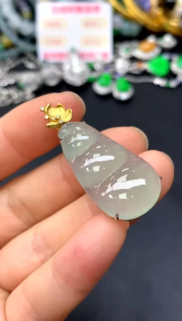 颈饰18K金镶嵌翡翠321-中国好珍宝