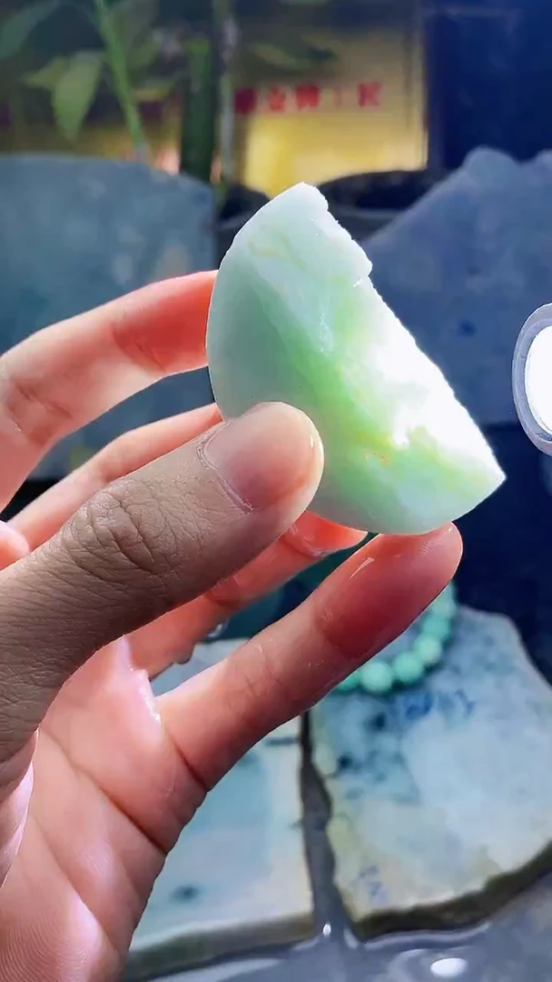 未镶嵌挂件翡翠小雨106