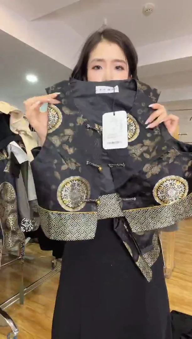 XL码      115-125斤  马甲