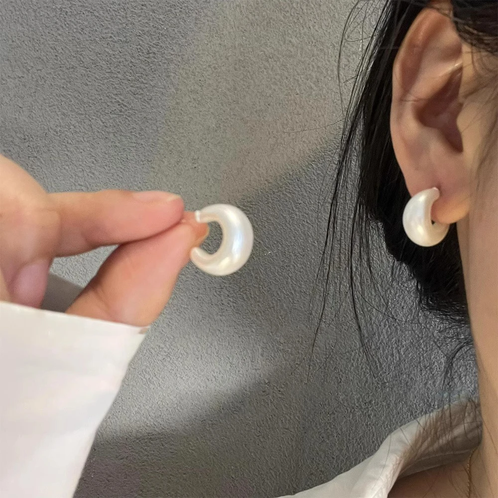 可爱小c耳钉耳环简约气质百搭日常2025新款小众