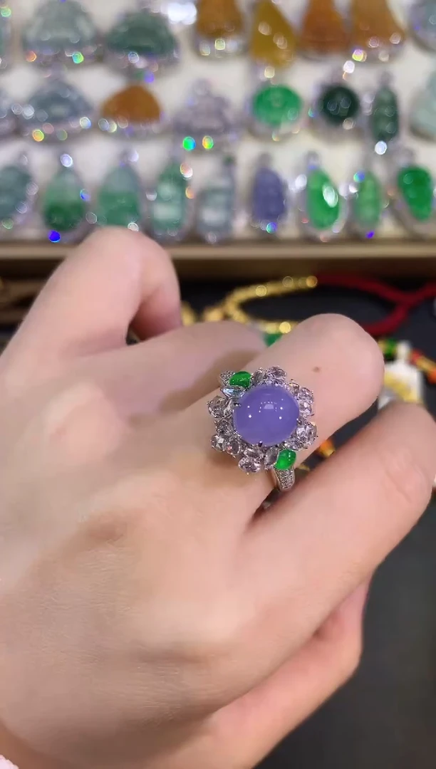 吊坠(不含链)18K金镶嵌翡翠64-戒指