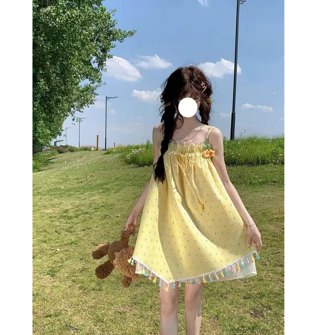 清纯甜美黄色不规则吊带连衣裙2025女夏新款超好看小个子绝美裙子