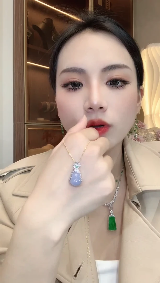 【闪购商品】翡翠吊坠(不含链)18K金镶嵌A6 紫货有一定色差