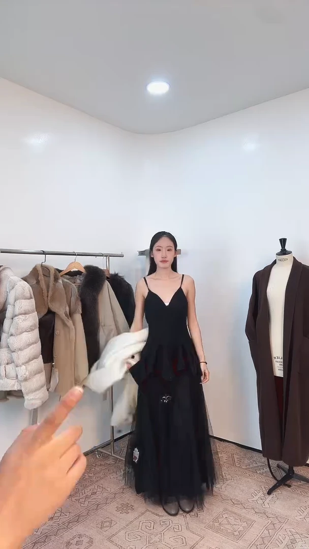 20251026 衣服衣服