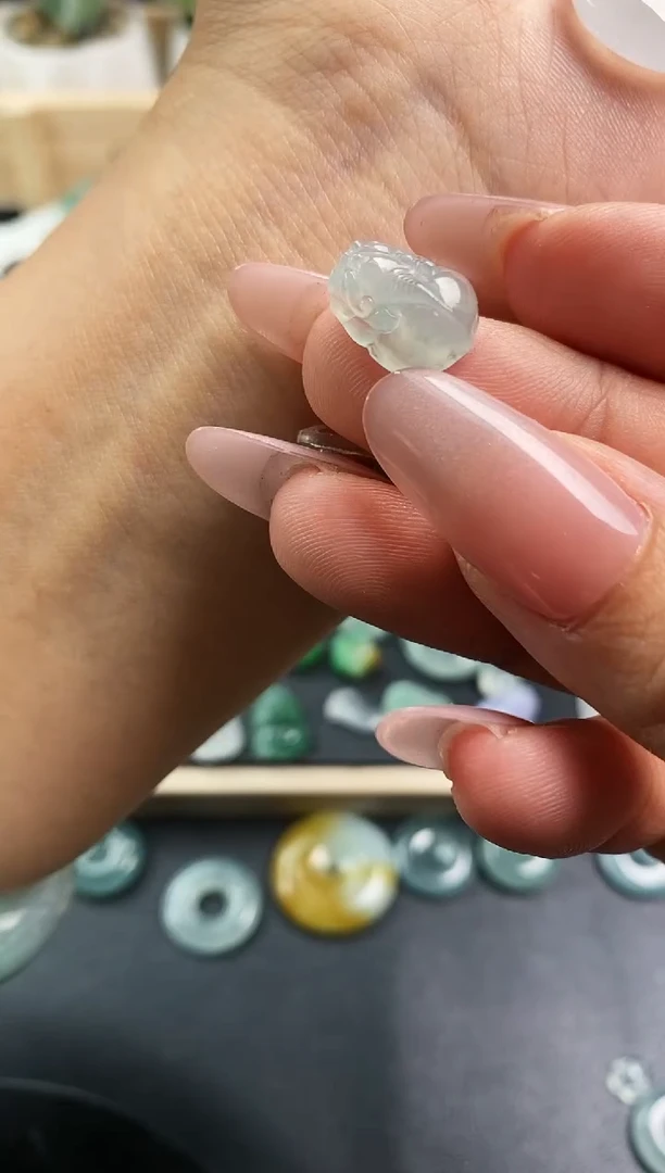 裸石翡翠福利品貔貅