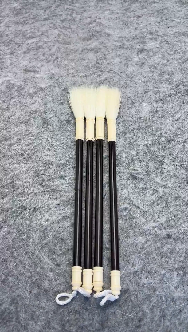 羊毫毛笔 1支 出锋5.0cm 口径1.0cm 黑柯檀木杆