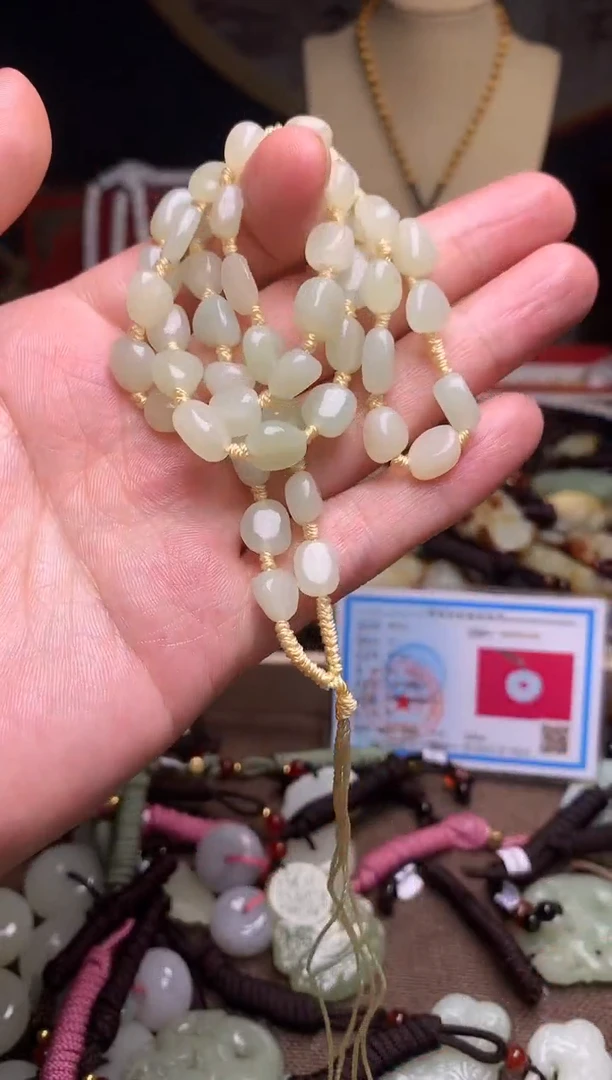 颈饰未镶嵌和田玉新疆料青海料清水和田玉，拍一发一随机发货