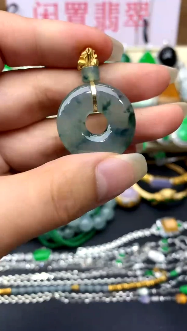 颈饰18K金镶嵌翡翠152-中国好珍宝