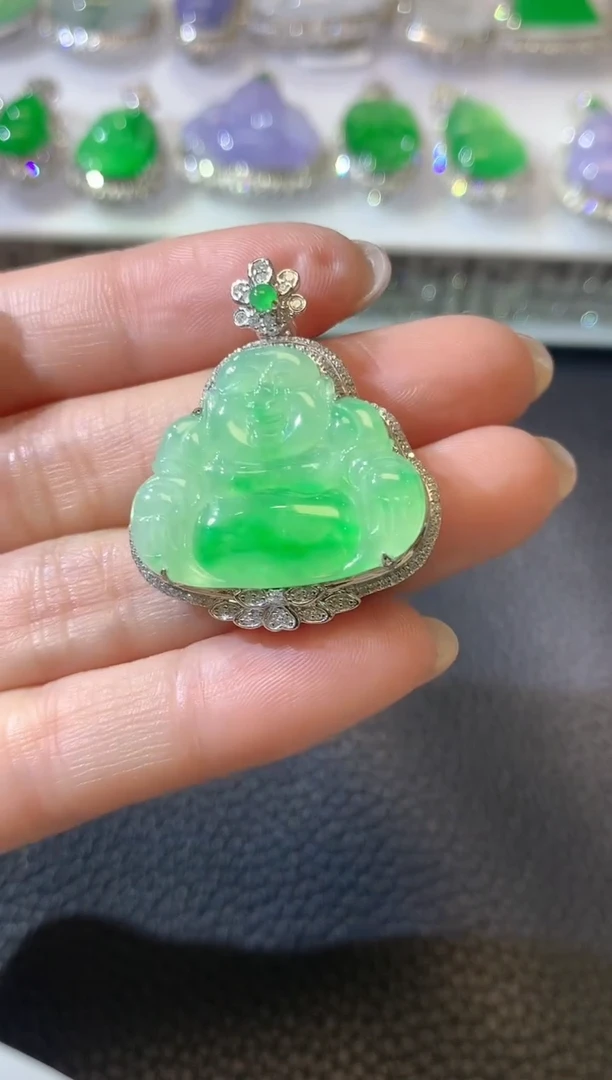 【闪购商品】翡翠吊坠(不含链)18K金镶嵌C34