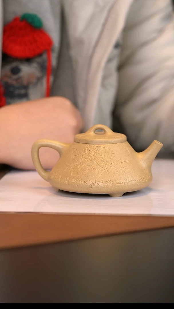 茶壶紫砂噶****?宜兴原矿紫砂壶 本绿 150cc
