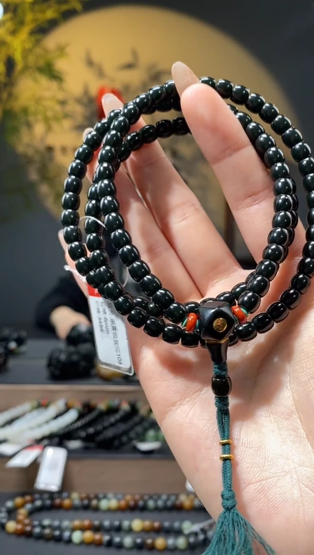 【闪购商品】和田玉1未镶嵌6mm黑青极限弧108