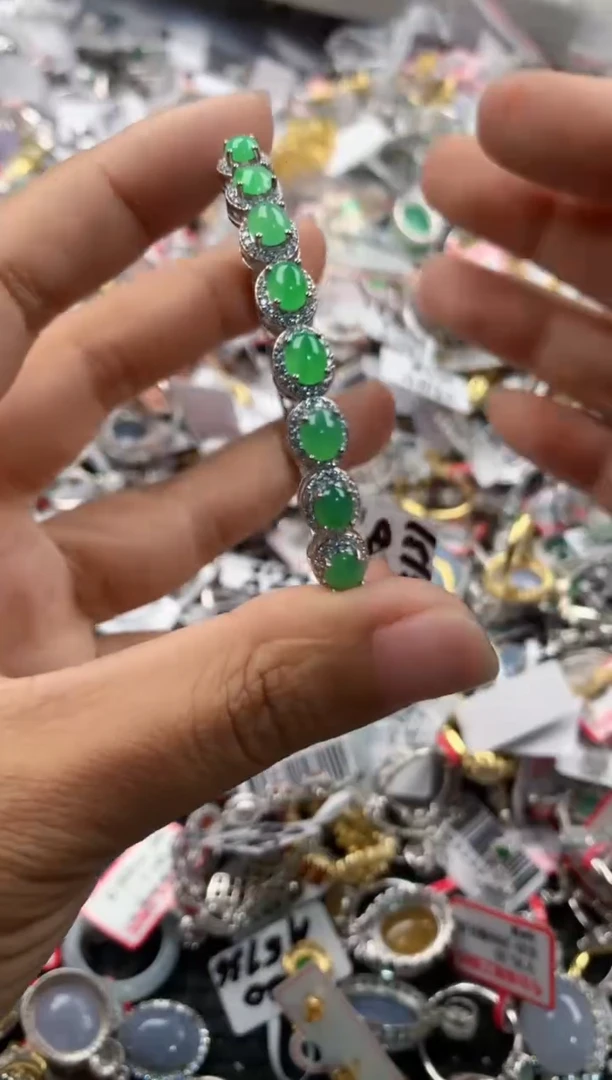 银S925镶嵌戒指翡翠555             2