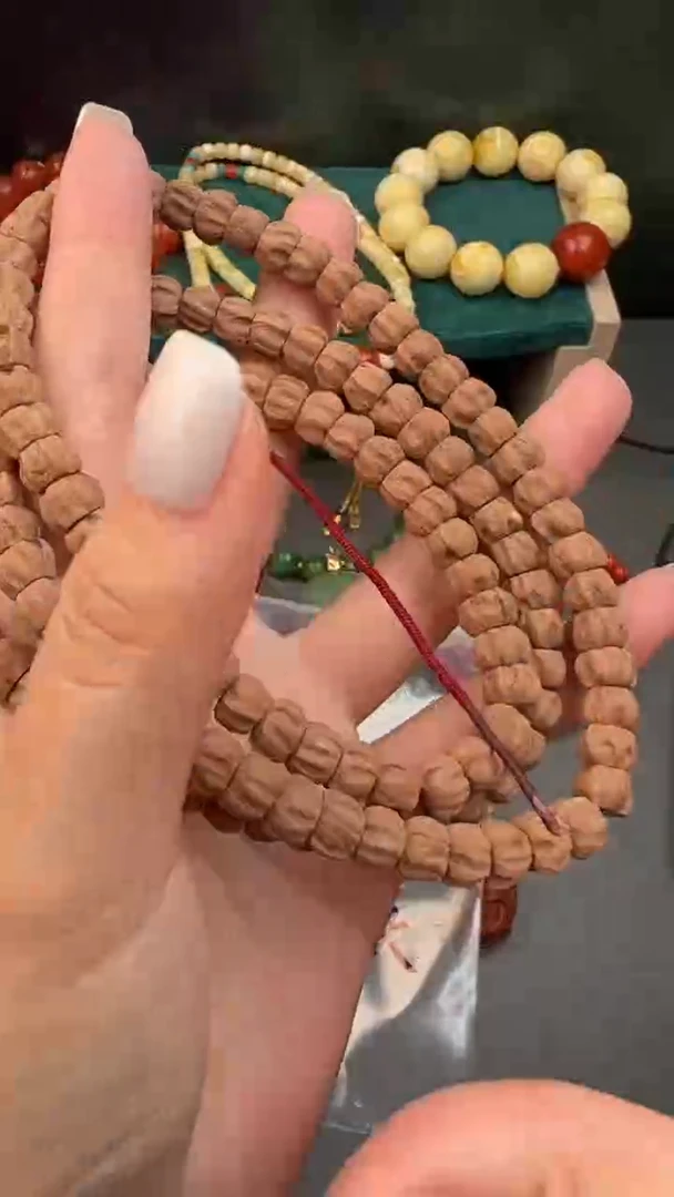 吊坠柏香籽/百香籽1