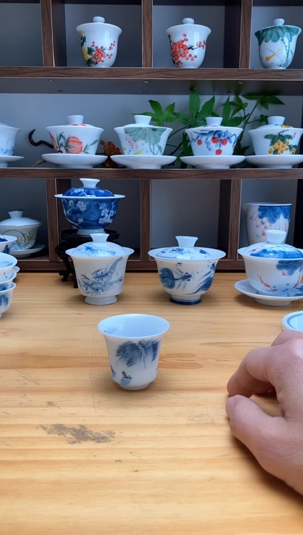 【闪购商品】纯手绘马蹄山水杯