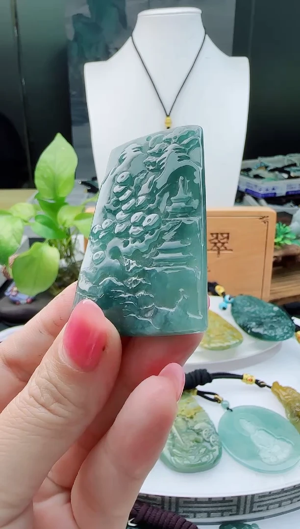 【闪购商品】翡翠颈饰未镶嵌11111111111