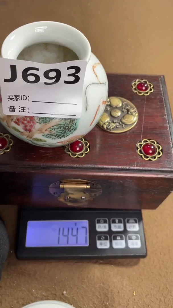 编码J693瓷器摆件（代拍链接）