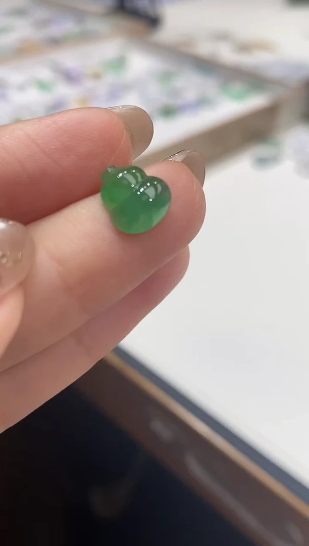 颈饰未镶嵌翡翠葫芦