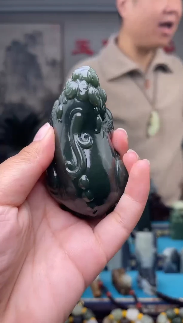 未镶嵌和田玉挂件1