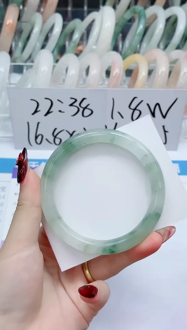 【闪购商品】石英质玉手镯未镶嵌147-64