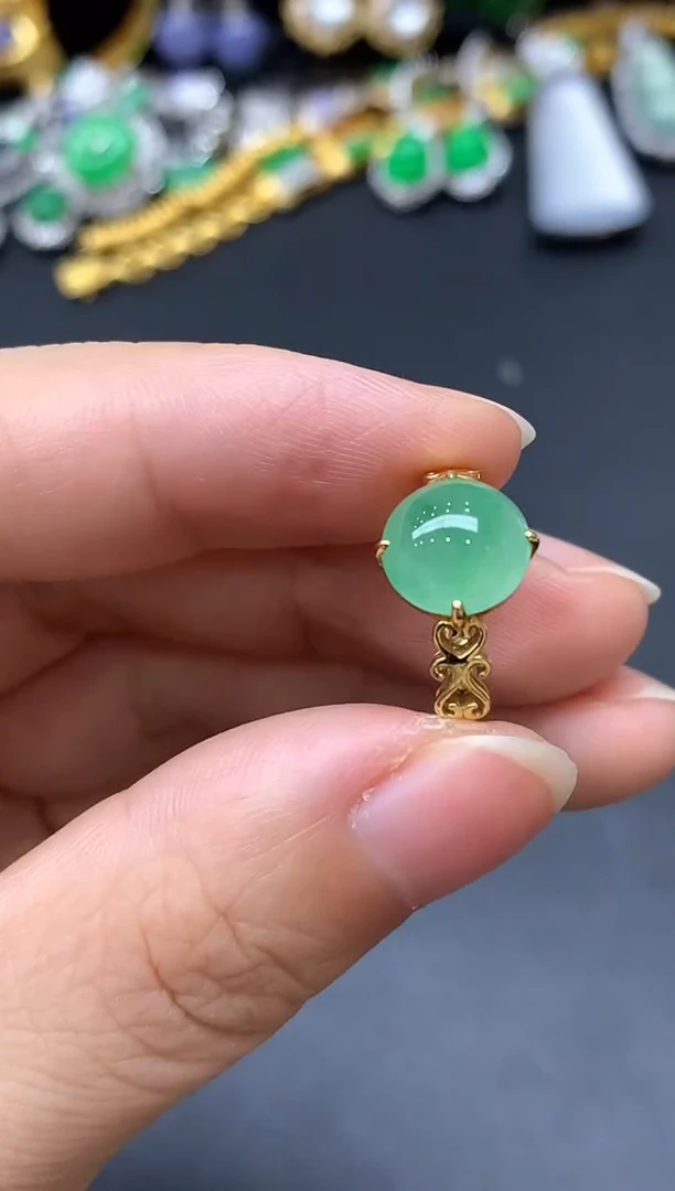 18K金镶嵌戒指翡翠438-中国好珍宝