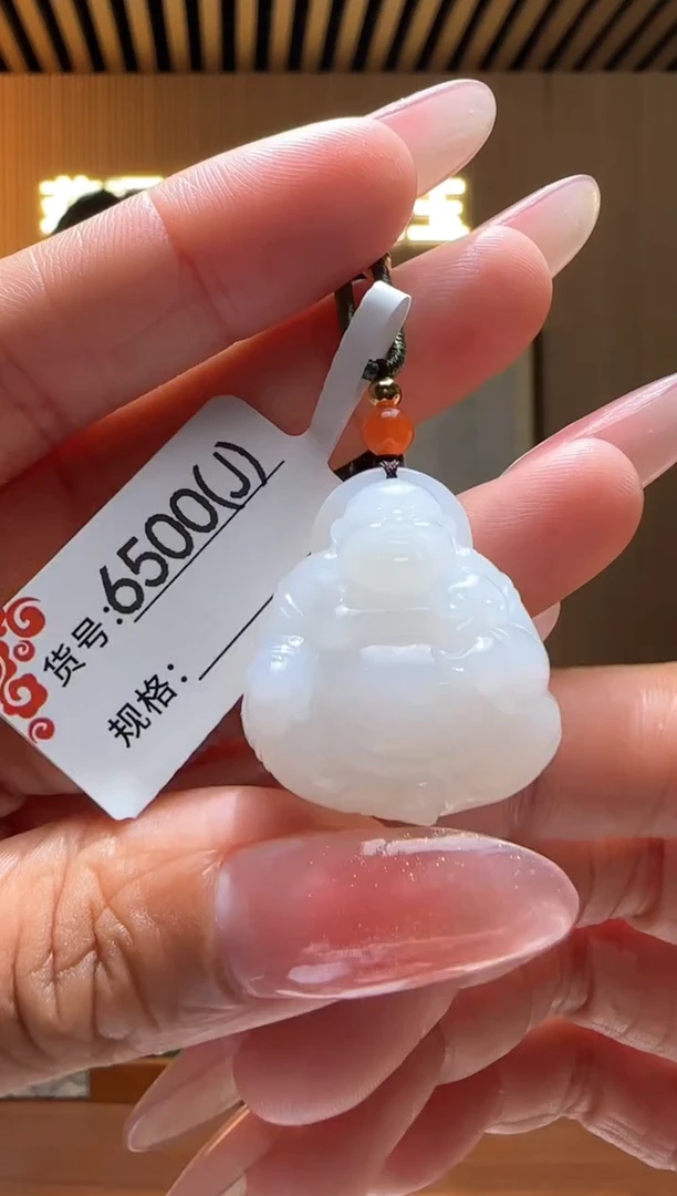 颈饰未镶嵌和田玉J