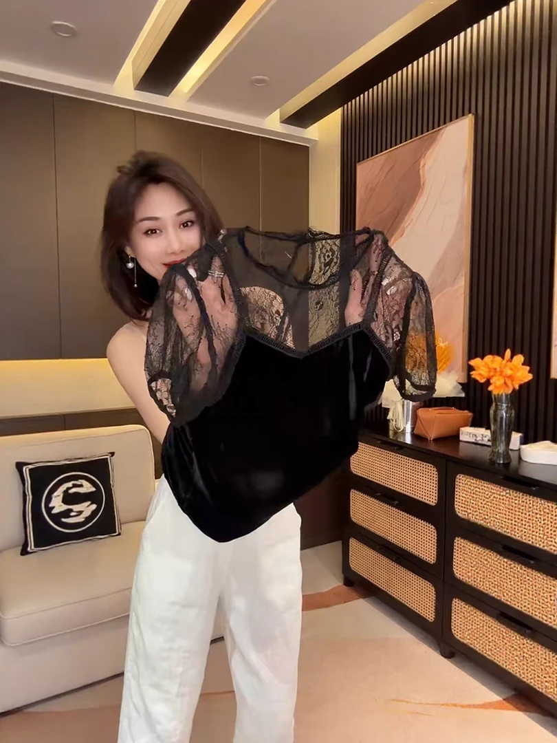 欧货镂空刺绣蕾丝拼接短袖t恤女夏2025新款洋气小衫气质植绒上衣