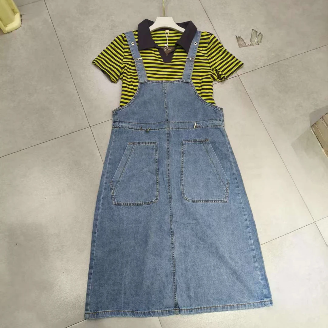 2330*短袖时尚休闲百搭夏季减龄夏款条纹时尚套装