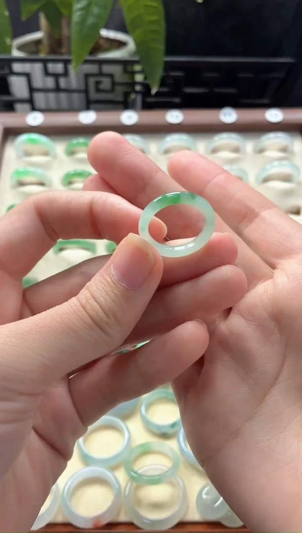 未镶嵌戒指翡翠圈口11