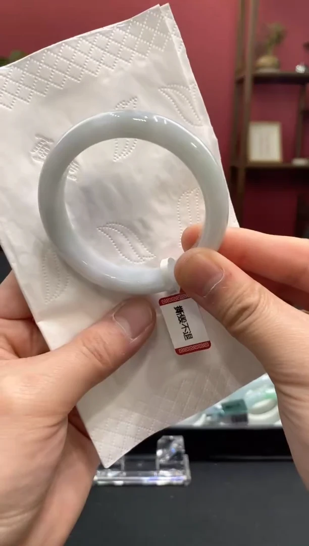 【闪购商品】翡翠手镯未镶嵌00002083