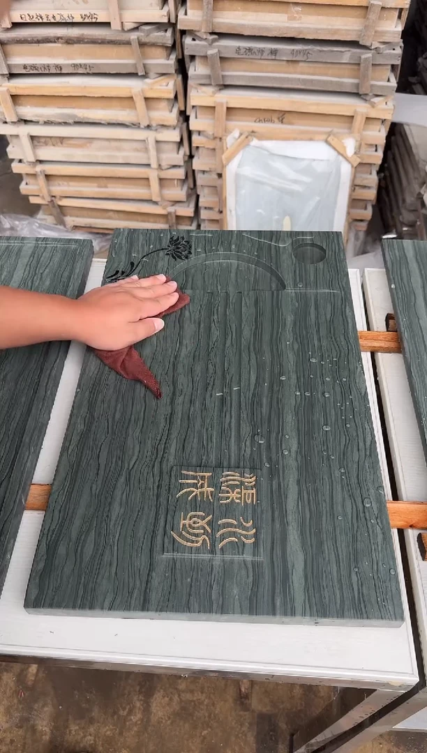 天然绿檀木纹石，现货现发库存清仓，尺寸60*37