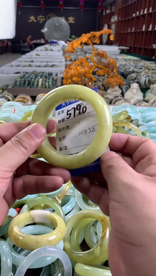 蛇纹石玉未镶嵌手镯5790