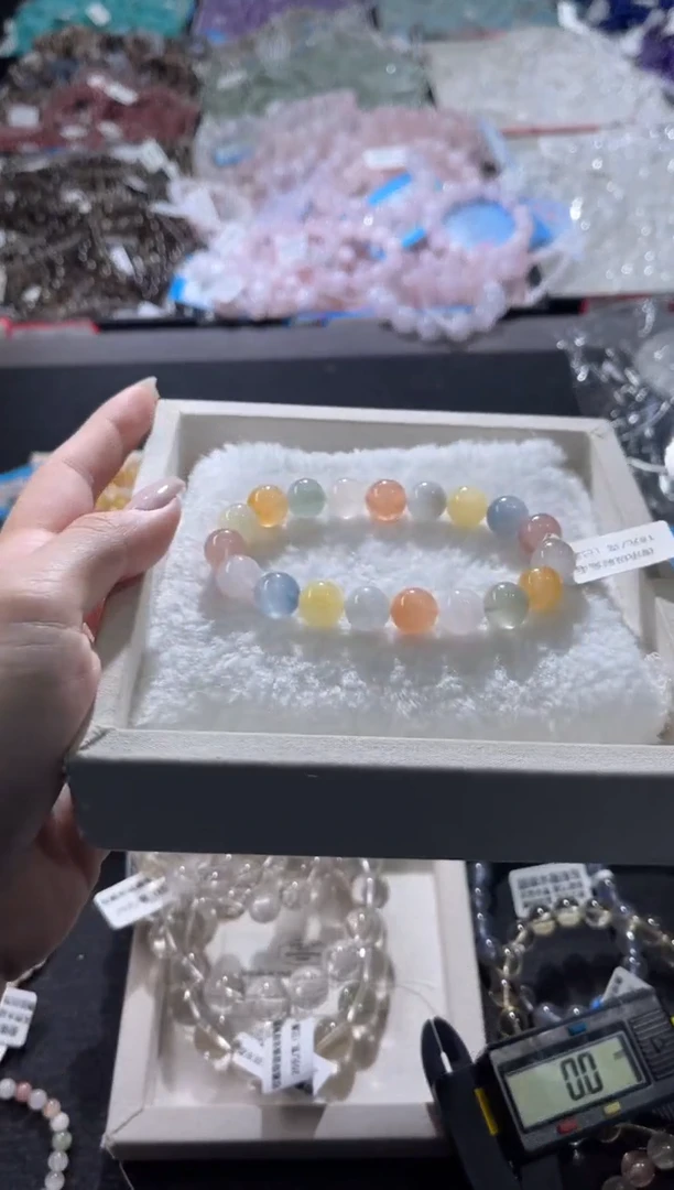 未镶嵌手链水晶228号 多样性发一C   10+