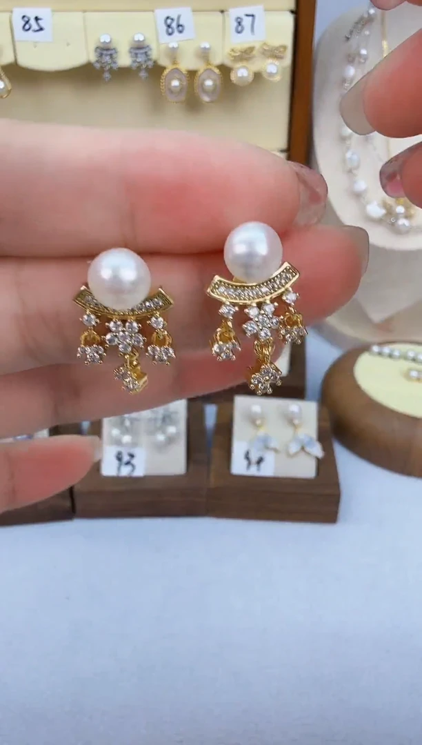 未镶嵌耳饰淡水珍珠金