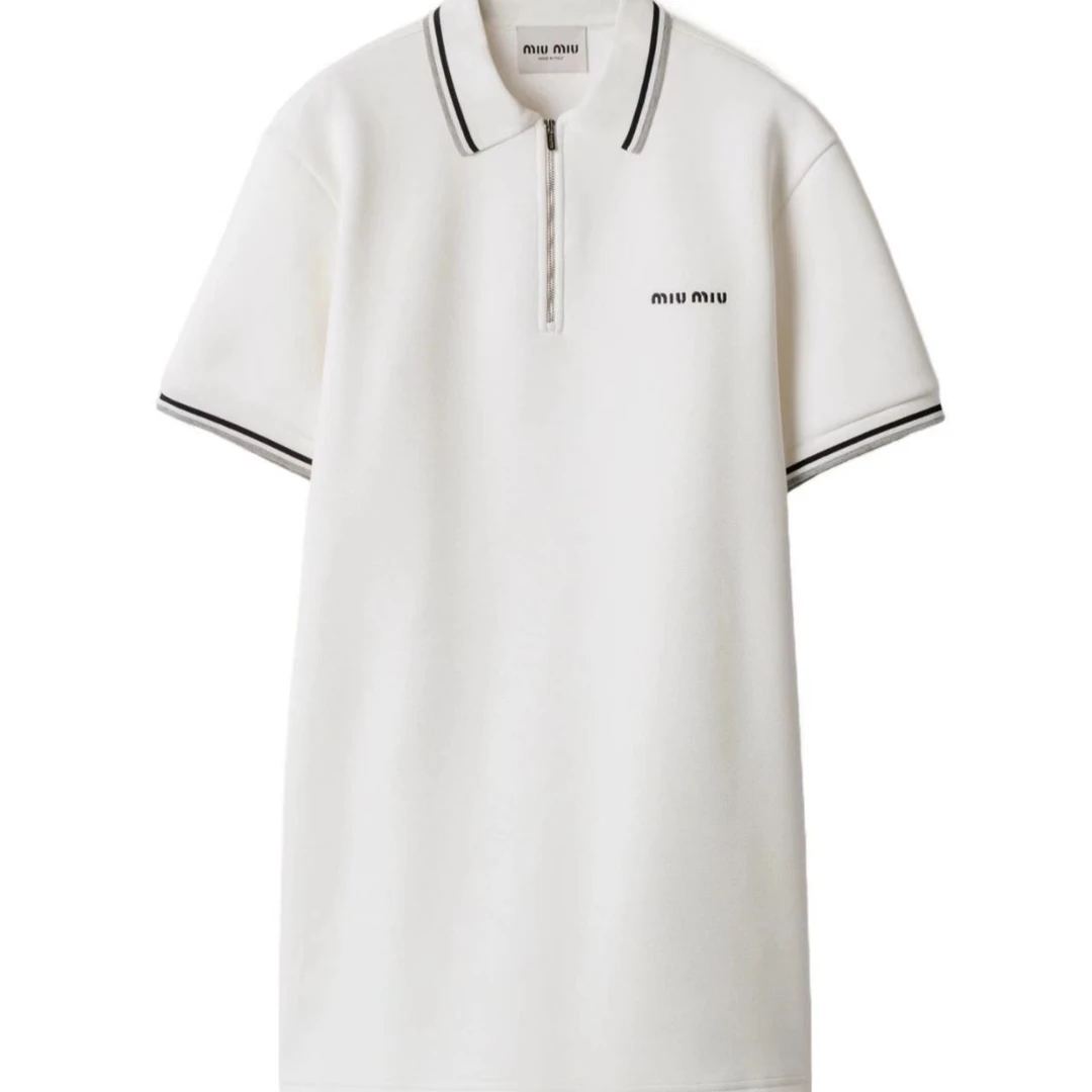 99新 MIU MIU/缪缪 壹臻/25新款/白色徽标Polo领连衣裙 17701563