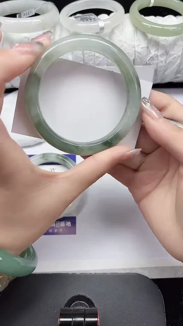 未镶嵌手镯石英质玉26-58/59