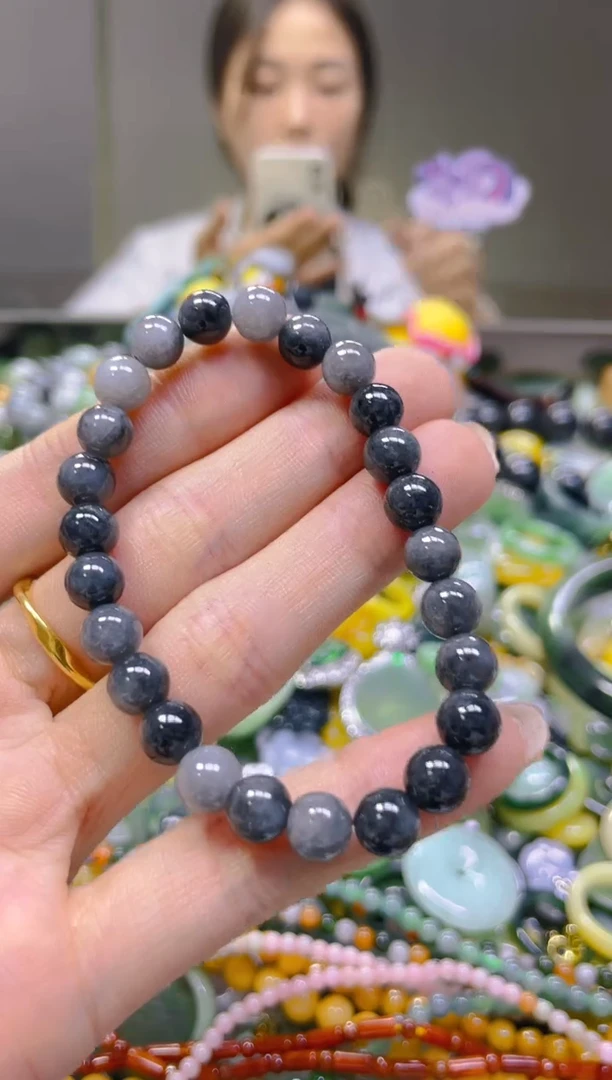 翡翠未镶嵌颈饰6MM/X/翡翠A货，一件也是批发价