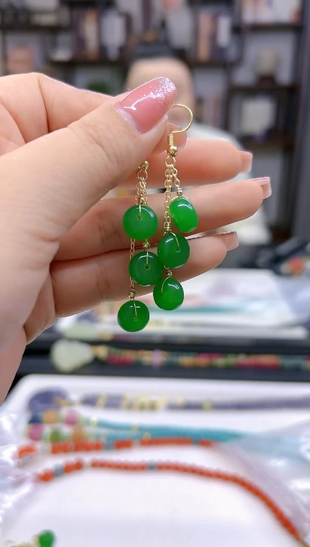 【闪购商品】翡翠耳饰14K金镶嵌耳坠E439