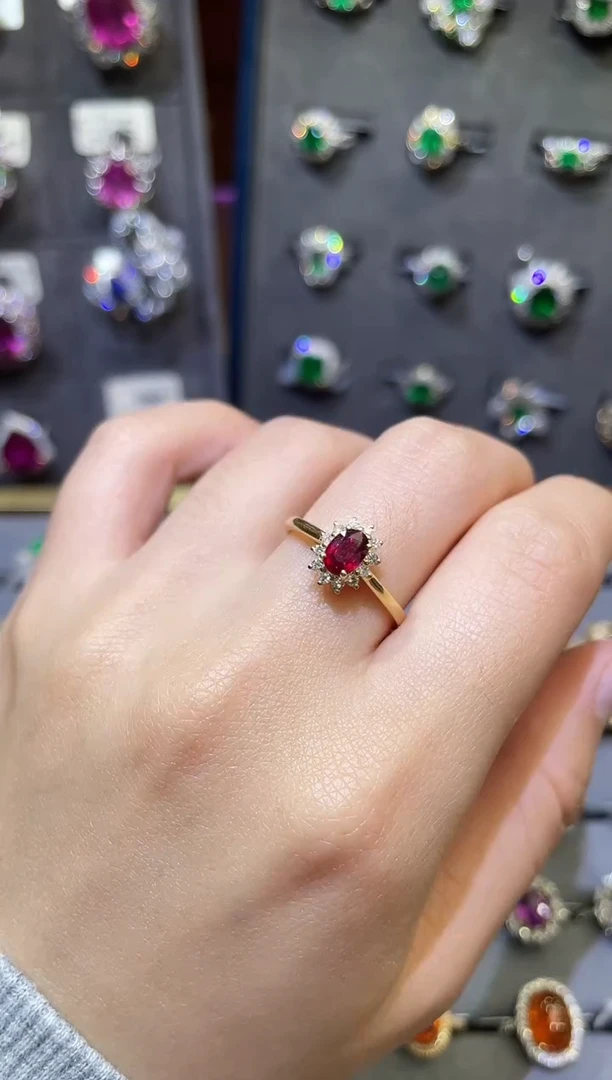 【闪购商品】红宝石戒指18K金镶嵌/无烧鸽血红/0.63ct