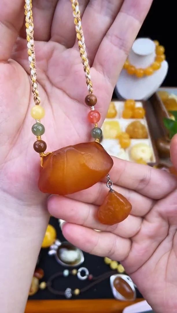 琥珀未镶嵌珠宝奇石柒月