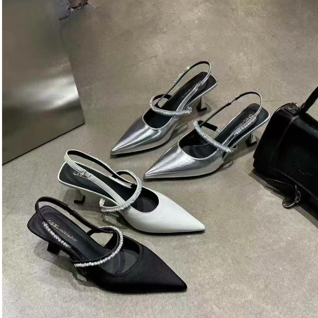 1110-1夏季新款尖头水钻细高跟包头凉鞋一字带气质高跟鞋舒适百搭