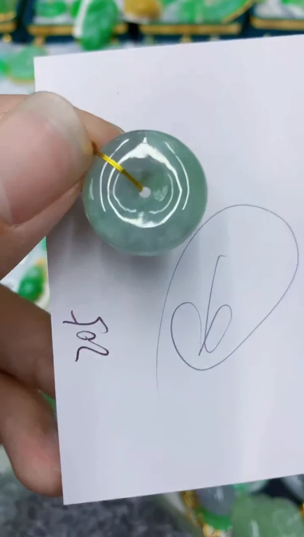 翡翠未镶嵌颈饰1111111111