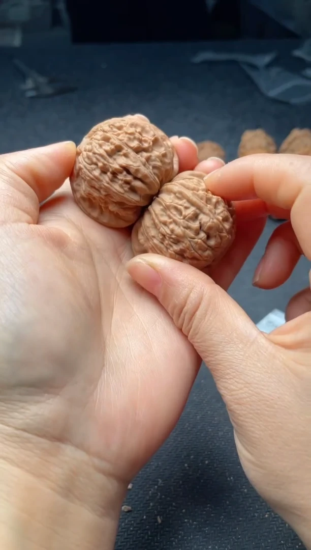 把件文玩核桃w268  白狮子   42尺