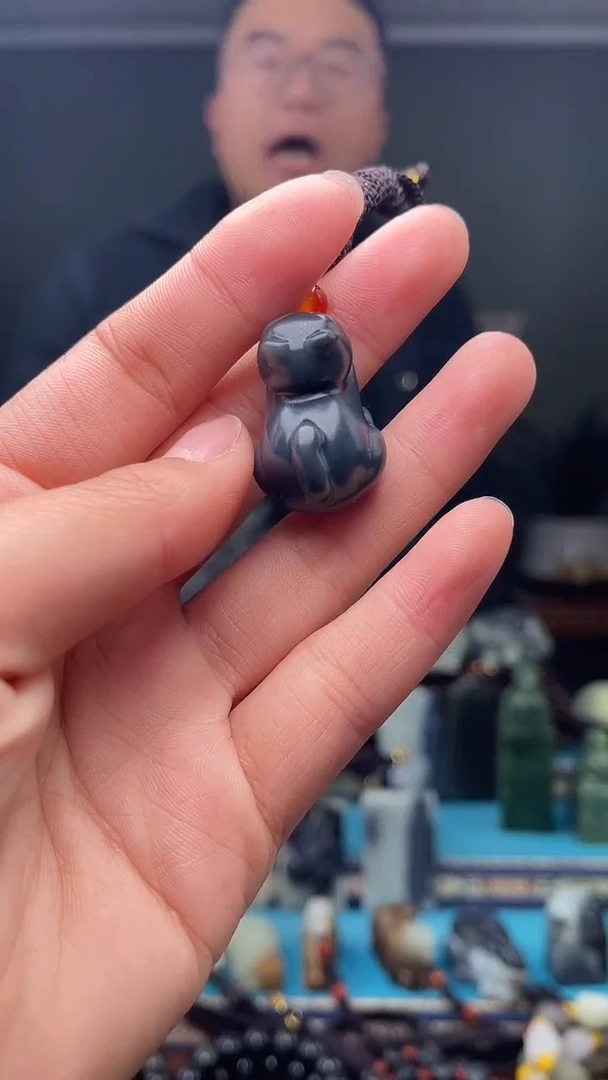 未镶嵌和田玉挂件1