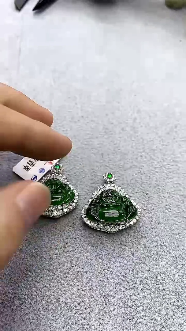 颈饰未镶嵌翡翠翡翠佛公吊坠