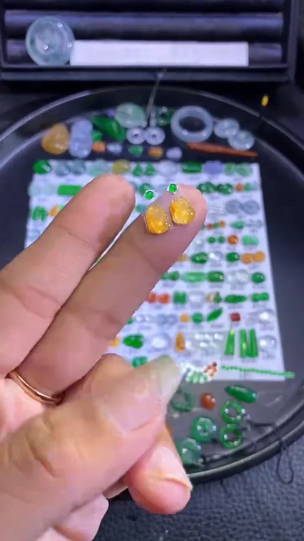 未镶嵌挂件翡翠貔貅