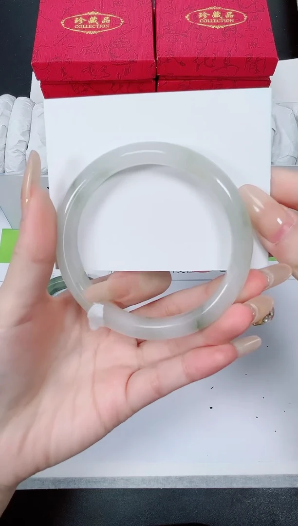 【闪购商品】石英质玉手镯未镶嵌K238-62