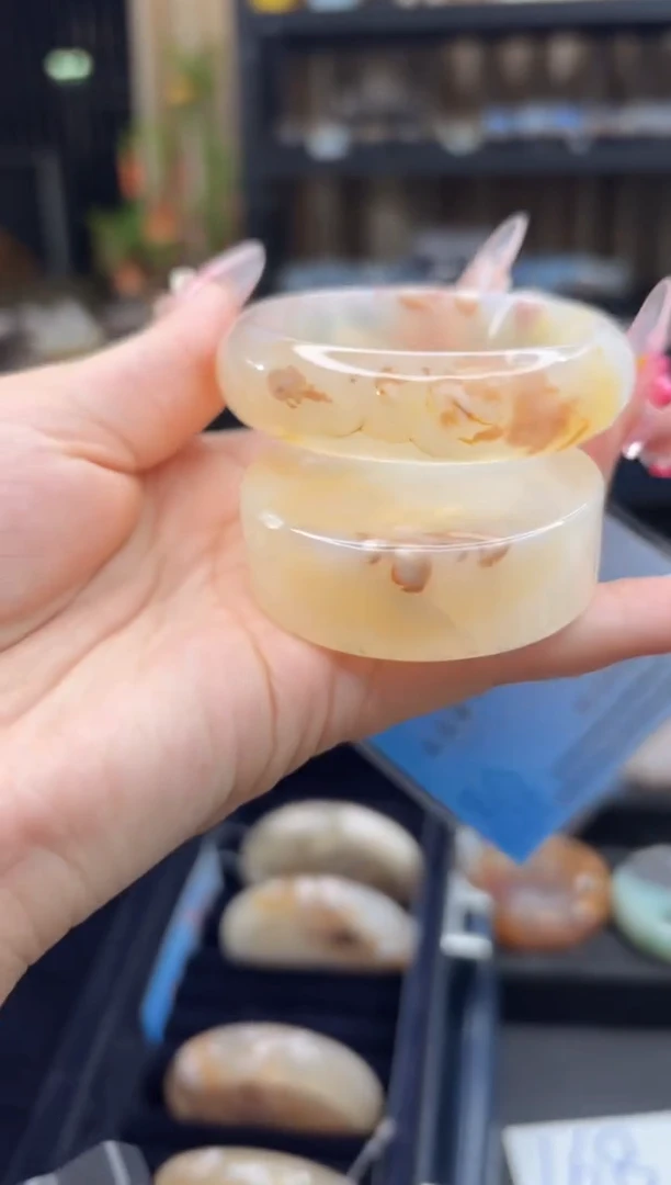 未镶嵌手镯石英质玉331(54圈赠送镯心)