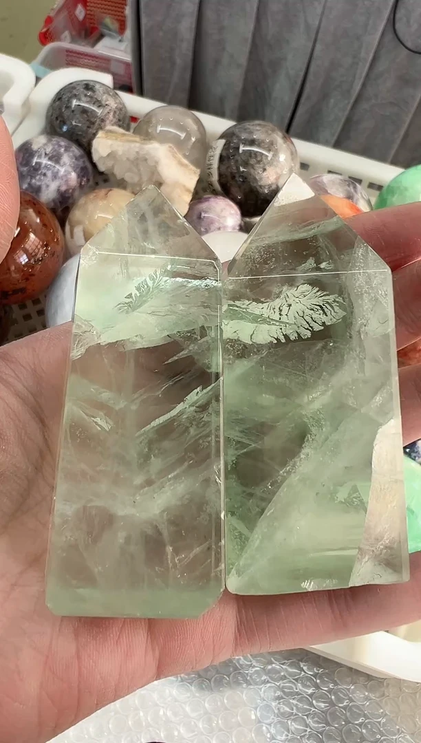 未镶嵌珠宝奇石萤石h*S131 拍一发二 微瑕