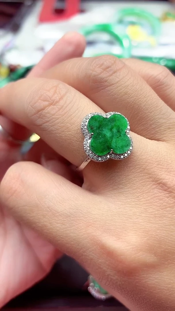 【闪购商品】翡翠颈饰银S925镶嵌颈饰